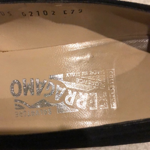 SALVATORE FERRAGAMO HEELS - Picture 7 of 8